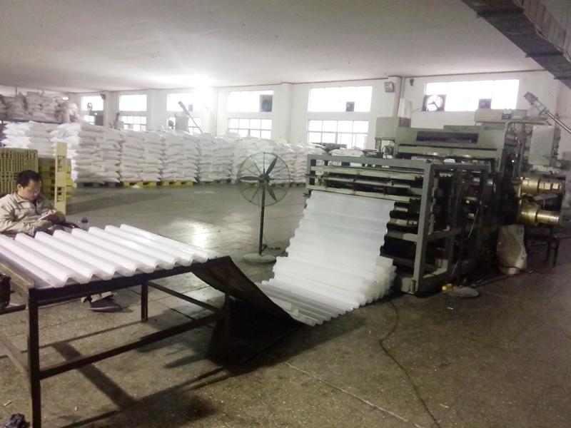 <strong>蜂窩斜管全自動(dòng)生產(chǎn)線(xiàn)</strong>